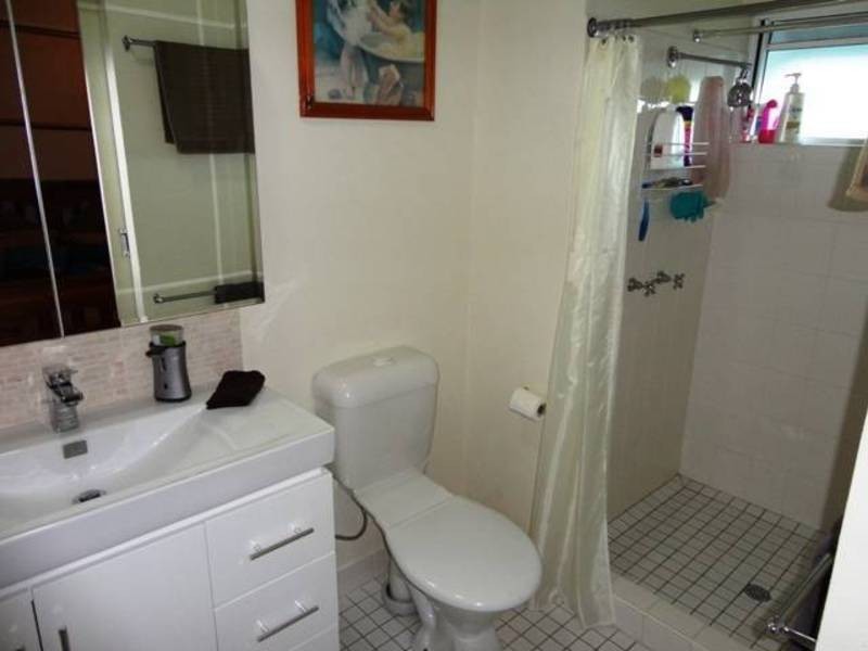 Lvl 1 346 McCoombe Street, Mooroobool QLD 4870