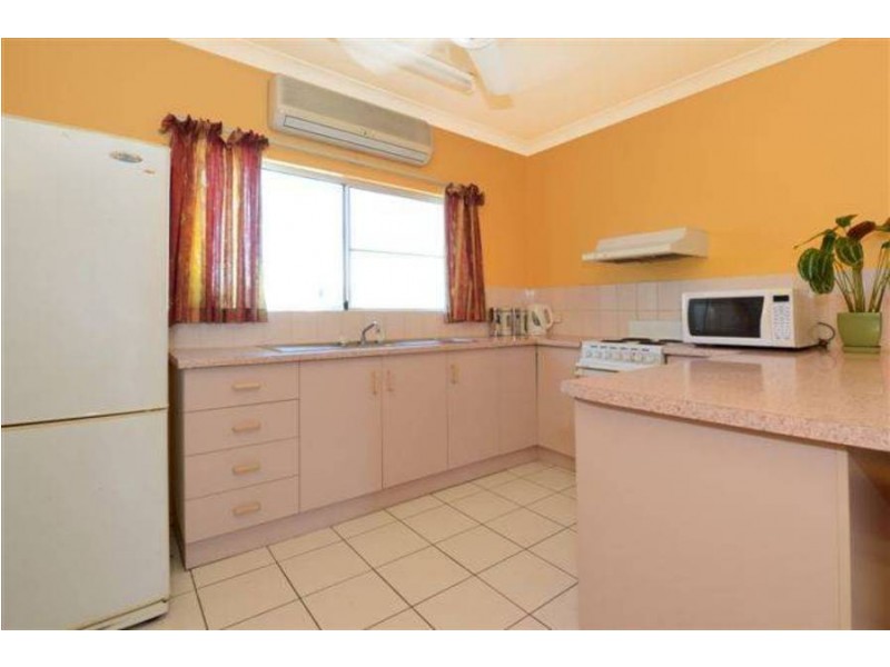 Lvl 1 11 Ingham Court, Mooroobool QLD 4870