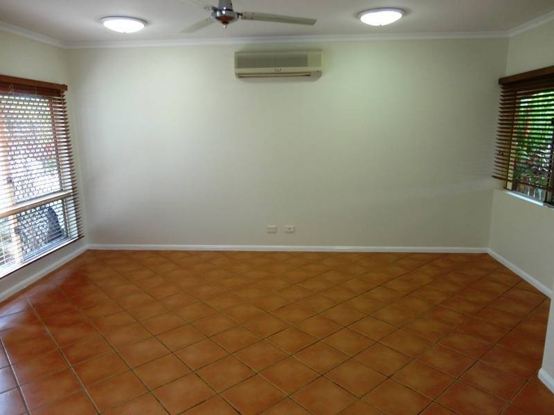 9 Caper St, Mount Sheridan QLD 4868