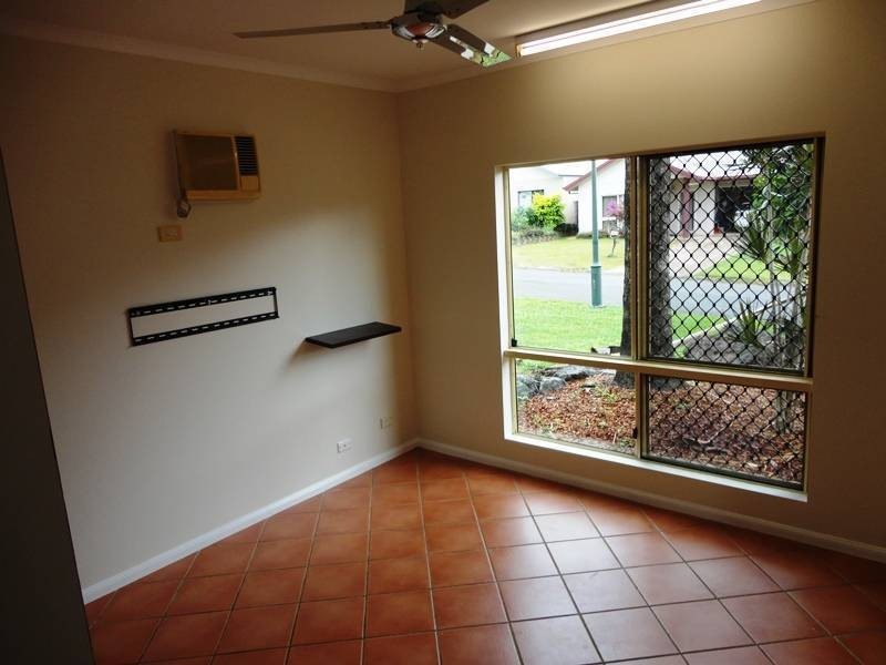 9 Caper St, Mount Sheridan QLD 4868