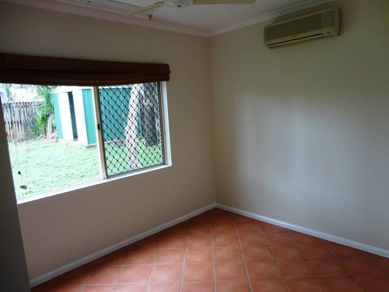 9 Caper St, Mount Sheridan QLD 4868