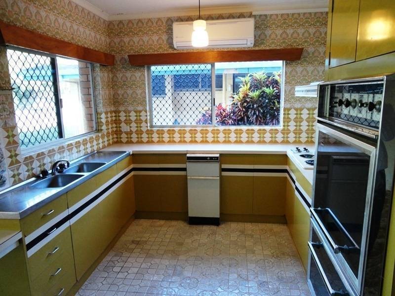 1/49  Sims Esplanade, Yorkeys Knob QLD 4878