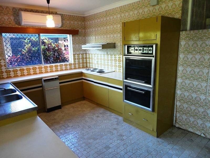 1/49  Sims Esplanade, Yorkeys Knob QLD 4878