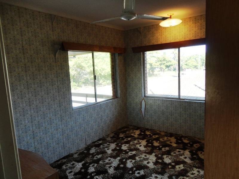 1/49  Sims Esplanade, Yorkeys Knob QLD 4878