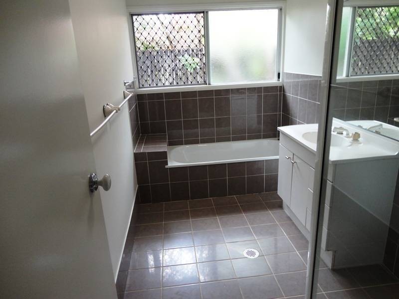 42 Lae Street, Trinity Beach QLD 4879