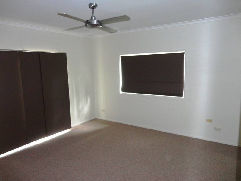 42 Lae Street, Trinity Beach QLD 4879