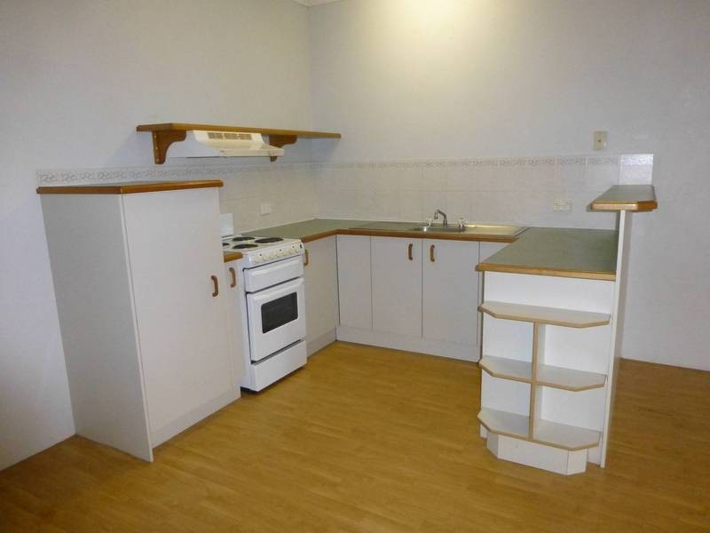 1/24 Macilwraith Street, Manoora QLD 4870