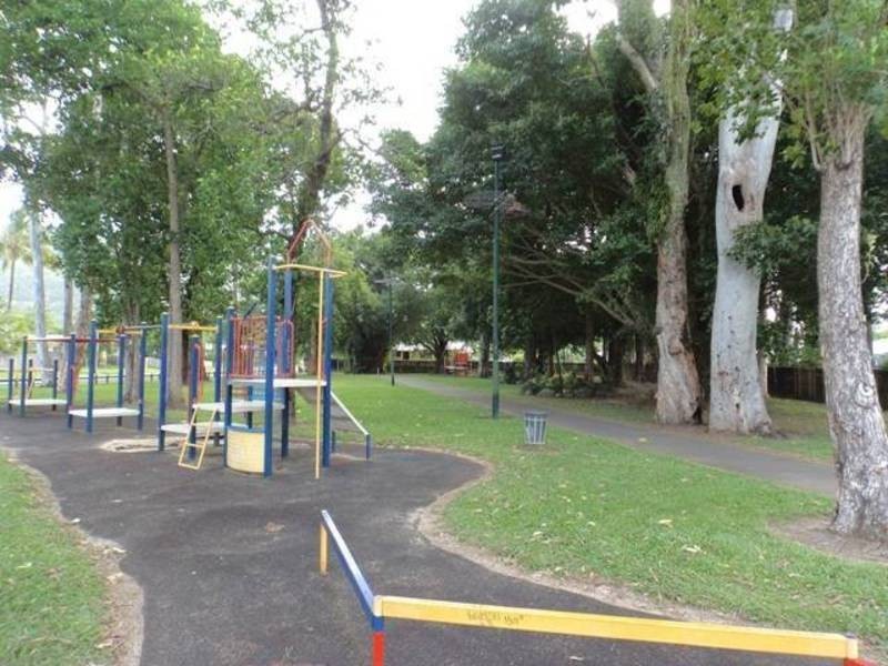 1/24 Macilwraith Street, Manoora QLD 4870