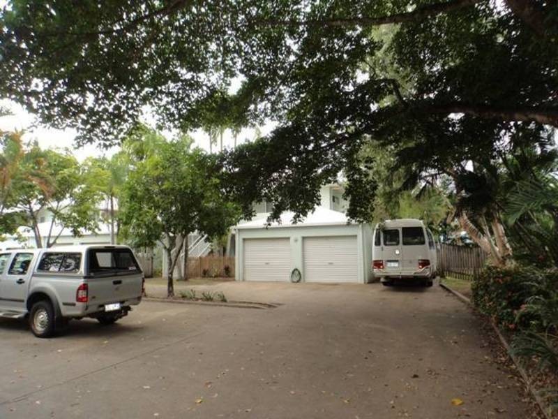 14/13  Givens Street, Westcourt QLD 4870