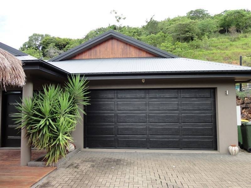 17 Kawana Street, Caravonica QLD 4878