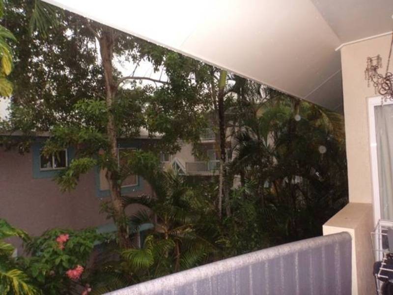 Lvl 1 4/4 Brown Street, Woree QLD 4868