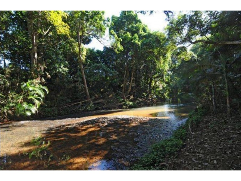 71663 Bruce Highway, Edmonton QLD 4869