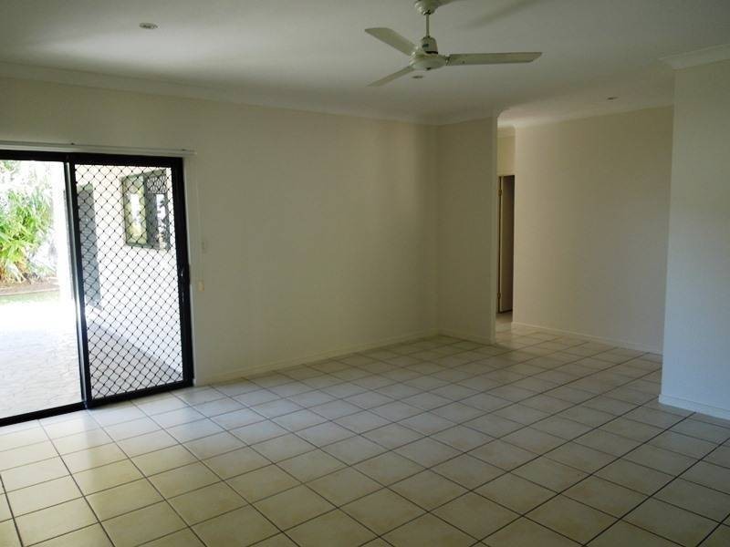 40 West Parkridge Drive, Brinsmead QLD 4870