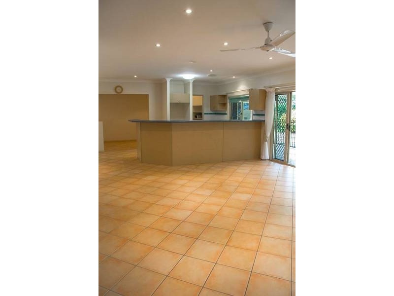 10 Staten Close, Mount Sheridan QLD 4868