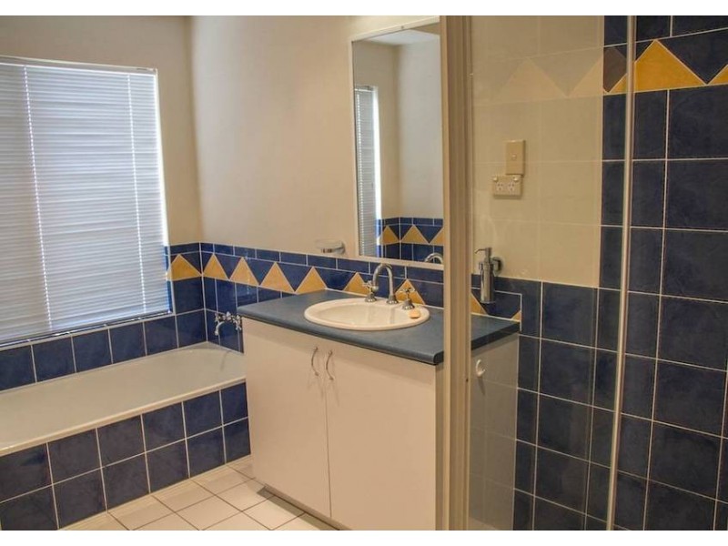 10 Staten Close, Mount Sheridan QLD 4868