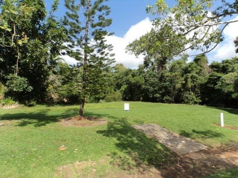 CAPTAIN COOK HIGHWAY, Clifton Beach QLD 4879