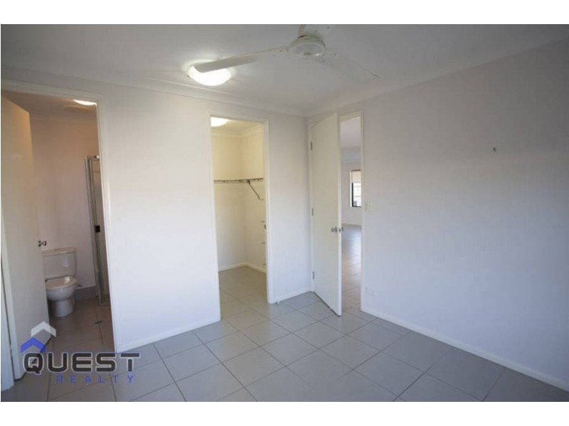 5 Roderick Street, Bentley Park QLD 4869
