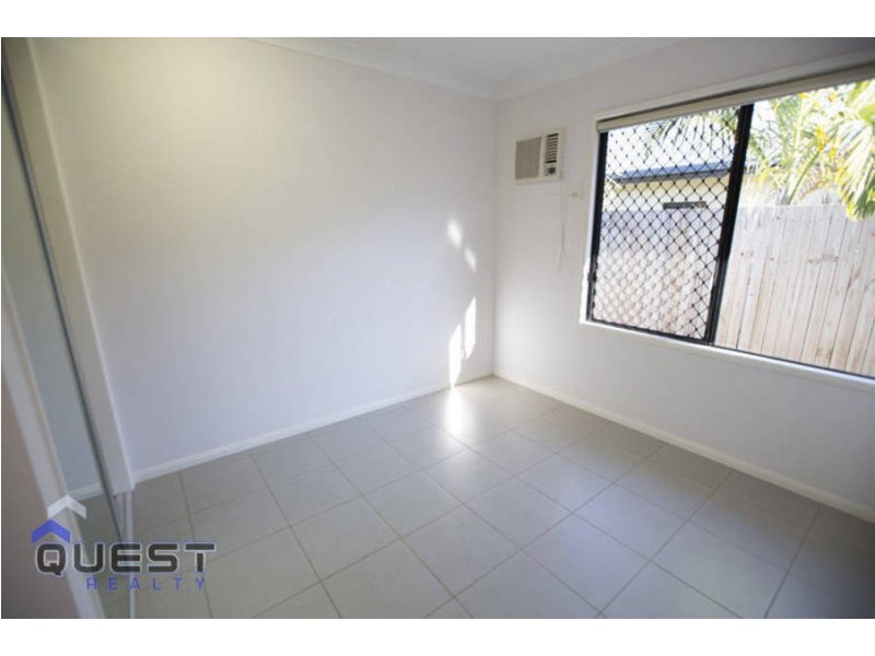 5 Roderick Street, Bentley Park QLD 4869