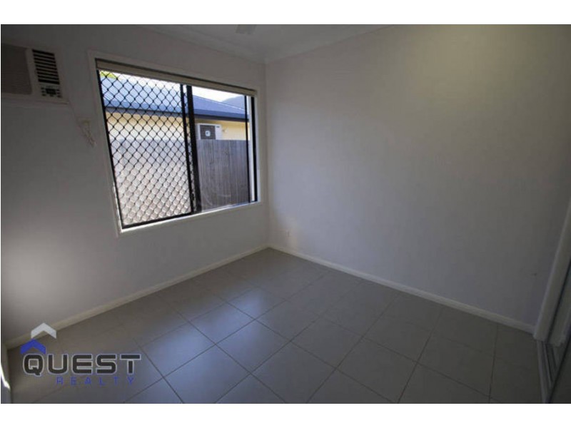 5 Roderick Street, Bentley Park QLD 4869