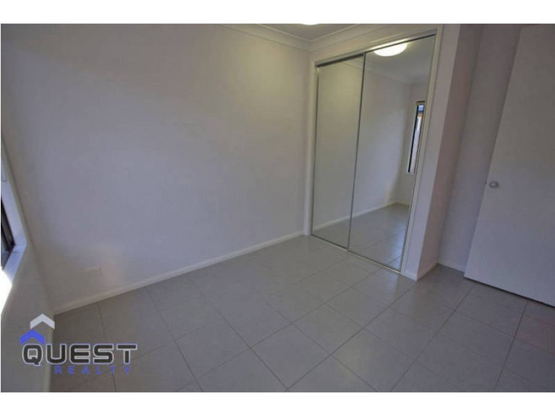 5 Roderick Street, Bentley Park QLD 4869