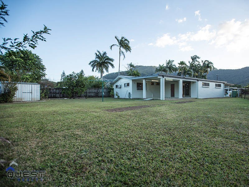 6 Lola Close, Woree QLD 4868