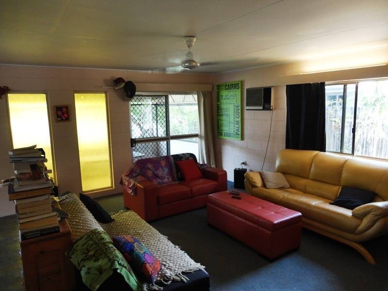 39 Tamarind Street, Holloways Beach QLD 4878