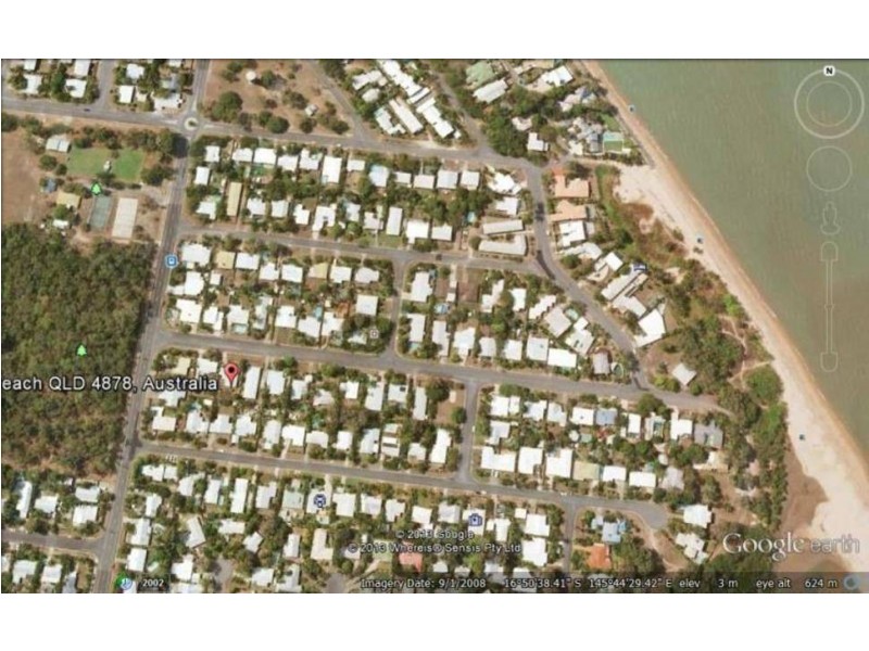 39 Tamarind Street, Holloways Beach QLD 4878