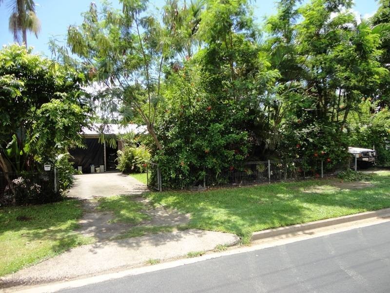 24 Mahogany Street, Manoora QLD 4870