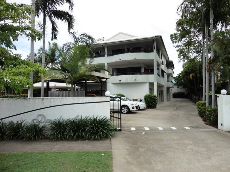 6/157 Martyn St, Manunda QLD 4870