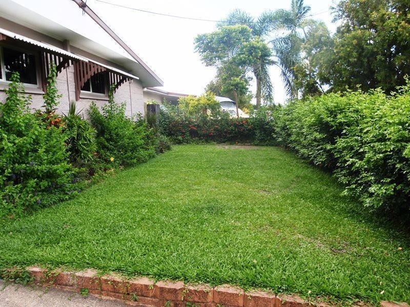 1/33 Angela Street, Woree QLD 4868