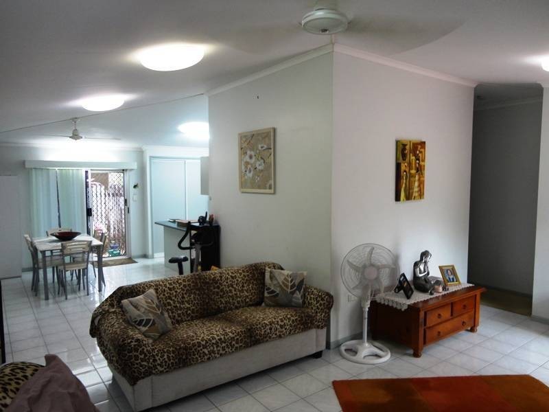 2/23 Rabaul Street, Trinity Beach QLD 4879