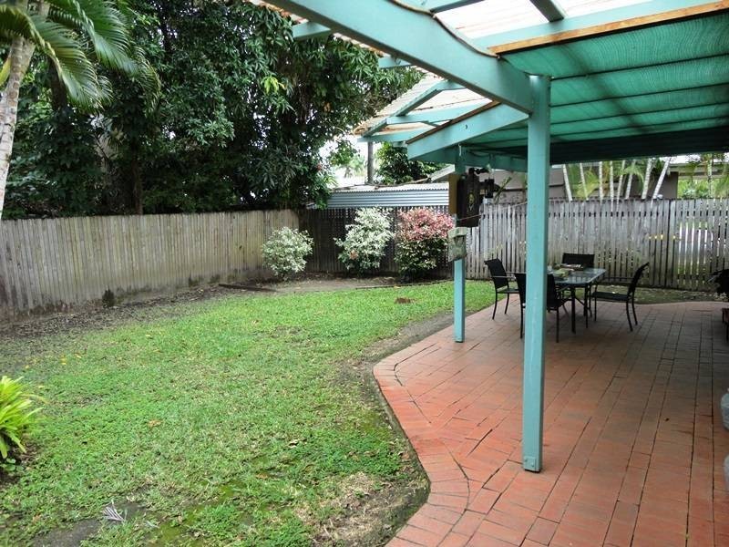 2/23 Rabaul Street, Trinity Beach QLD 4879