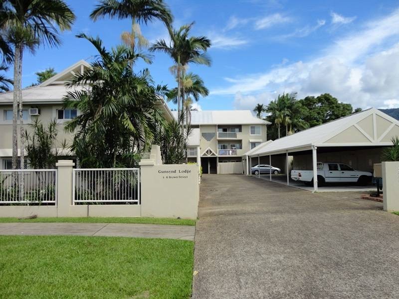 3/4 Brown Street, Woree QLD 4868