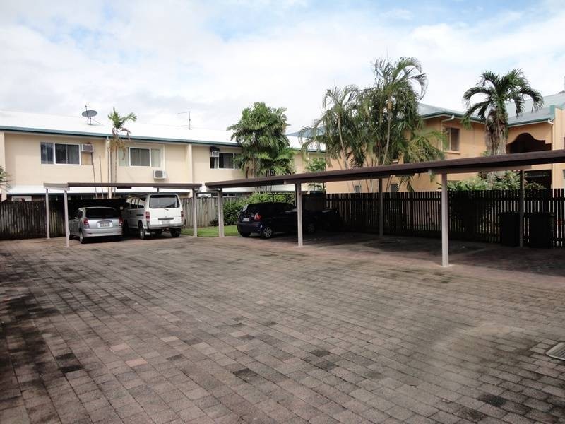 1/23 Springfield Crescent, Manoora QLD 4870