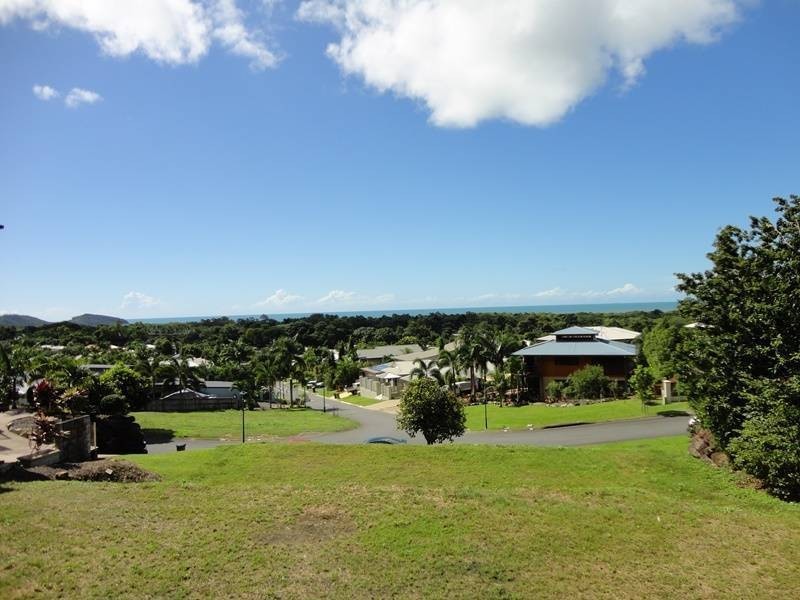 20 Savannah Street, Palm Cove QLD 4879