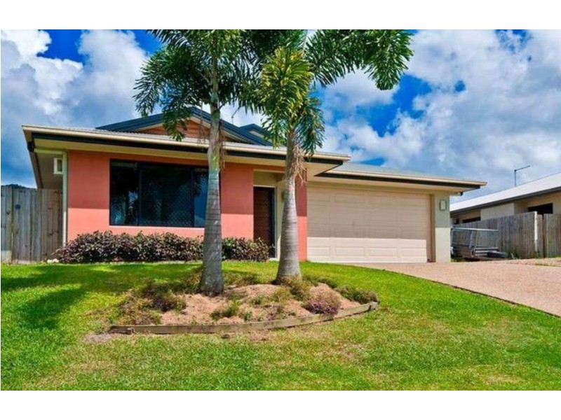 23 Roderick Street, Bentley Park QLD 4869