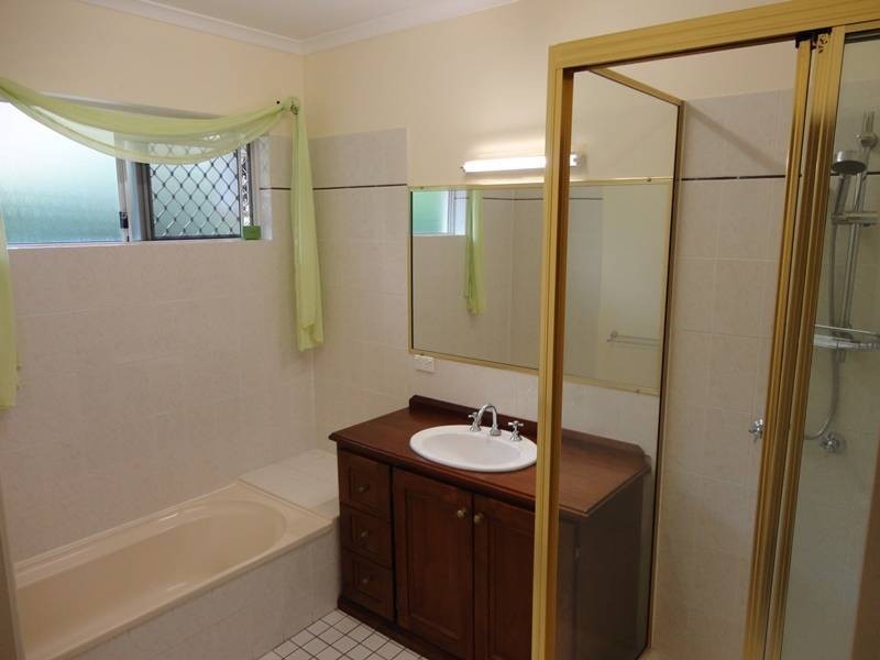 3 Wren Court, Bayview Heights QLD 4868