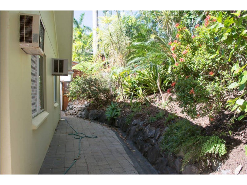 3 Wren Court, Bayview Heights QLD 4868