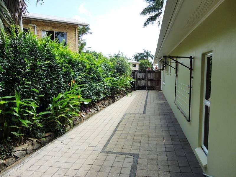 3 Wren Court, Bayview Heights QLD 4868