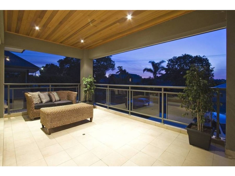 6A  Clydesdale St, Alfred Cove WA 6154