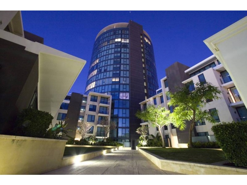 N207/70 Canning Beach Rd, Applecross WA 6153