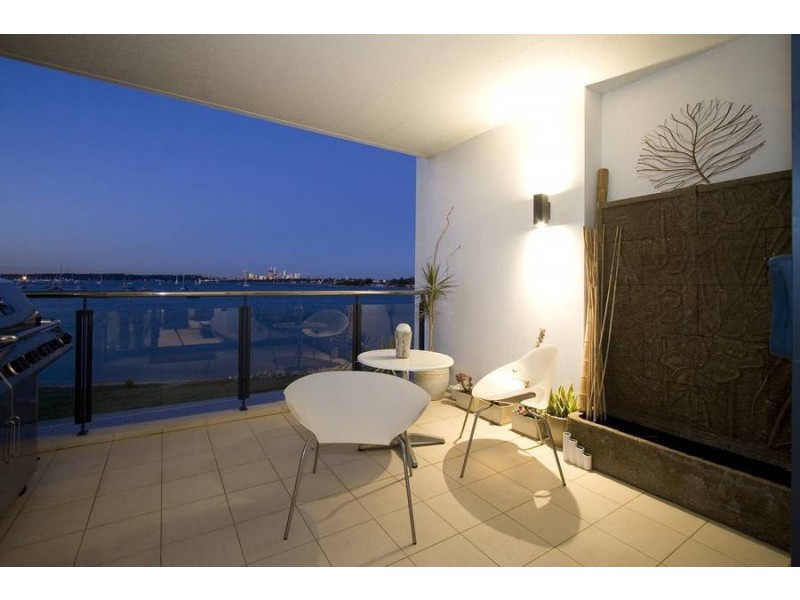 N207/70 Canning Beach Rd, Applecross WA 6153