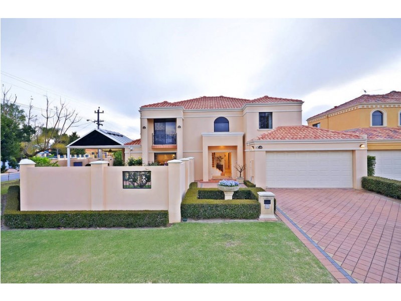 22 Kingsall Rd, Attadale WA 6156