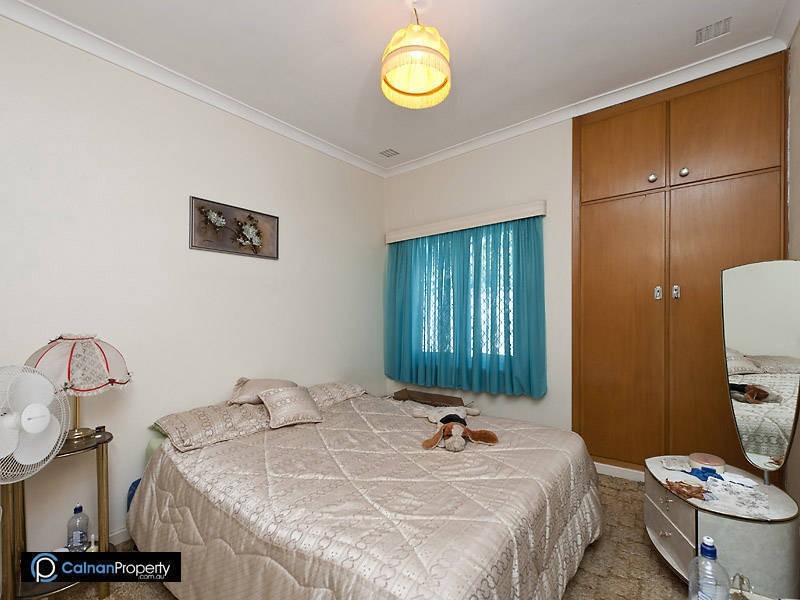 32 Parkside Ave, Mount Pleasant WA 6153