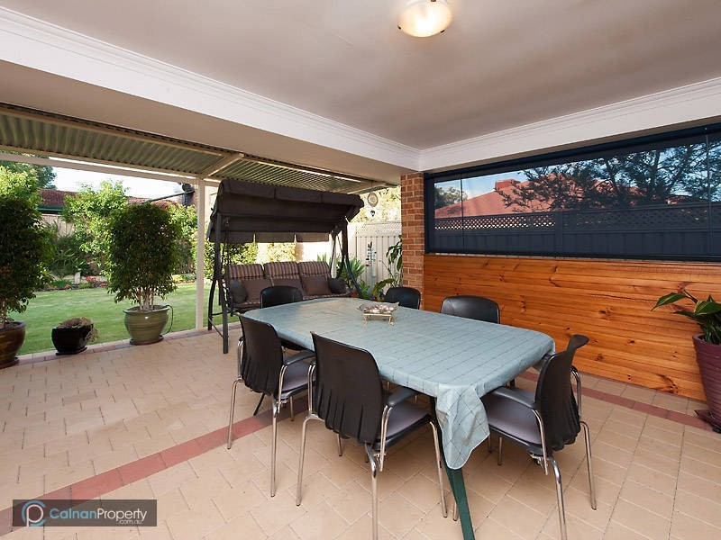 2/5 Gullima Court, Huntingdale WA 6110