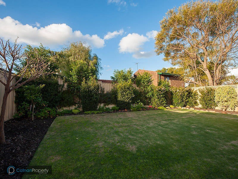 2/5 Gullima Court, Huntingdale WA 6110