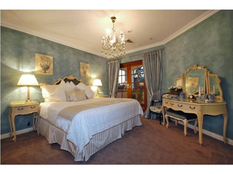 16a Matheson Rd, Applecross WA 6153