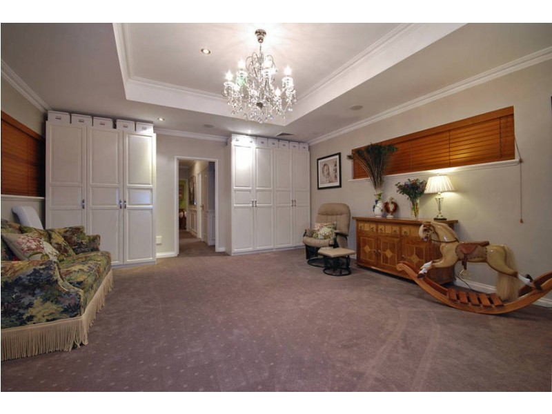 16a Matheson Rd, Applecross WA 6153