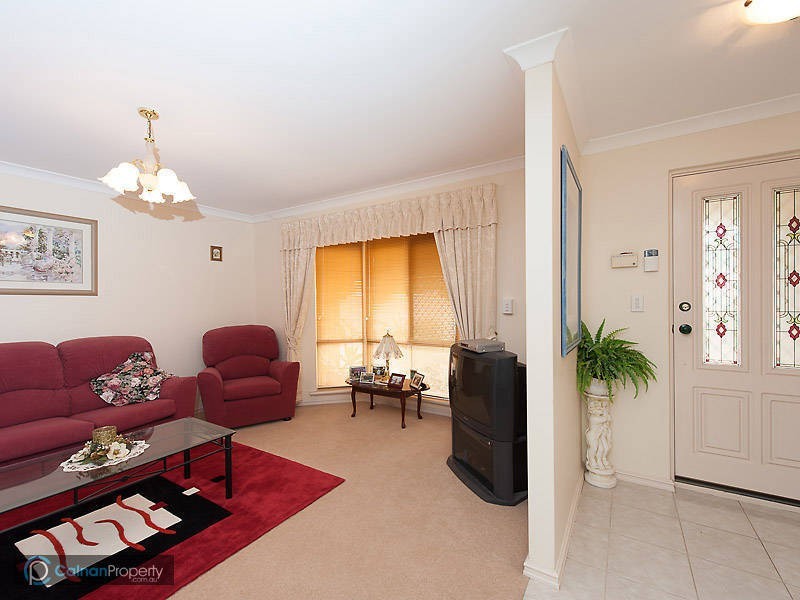 2/27 Justinian St, Palmyra WA 6157