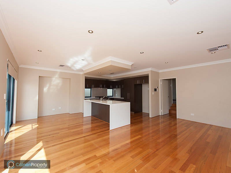 25b Westerway Tce, North Lake WA 6163